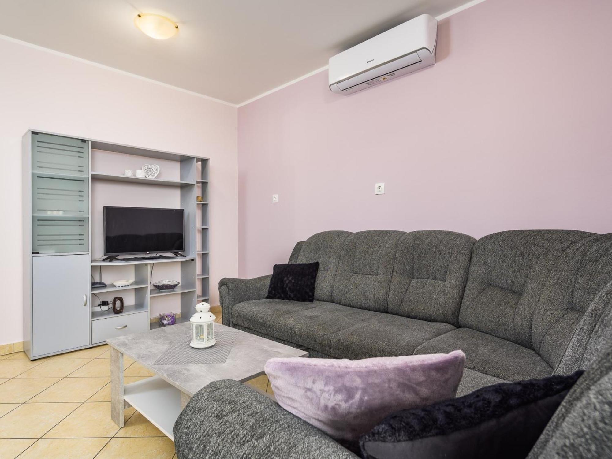 Apartments Vilma Lovran Room photo